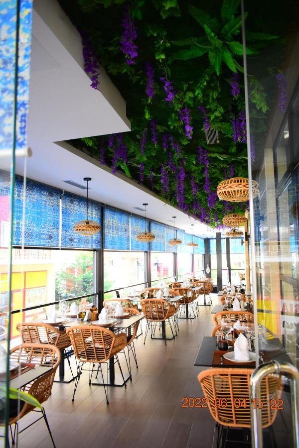 Carpe Diem Apartments-Hotel Shëngjin Eksteriør billede