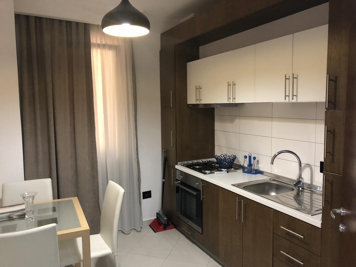 Carpe Diem Apartments-Hotel Shëngjin Eksteriør billede