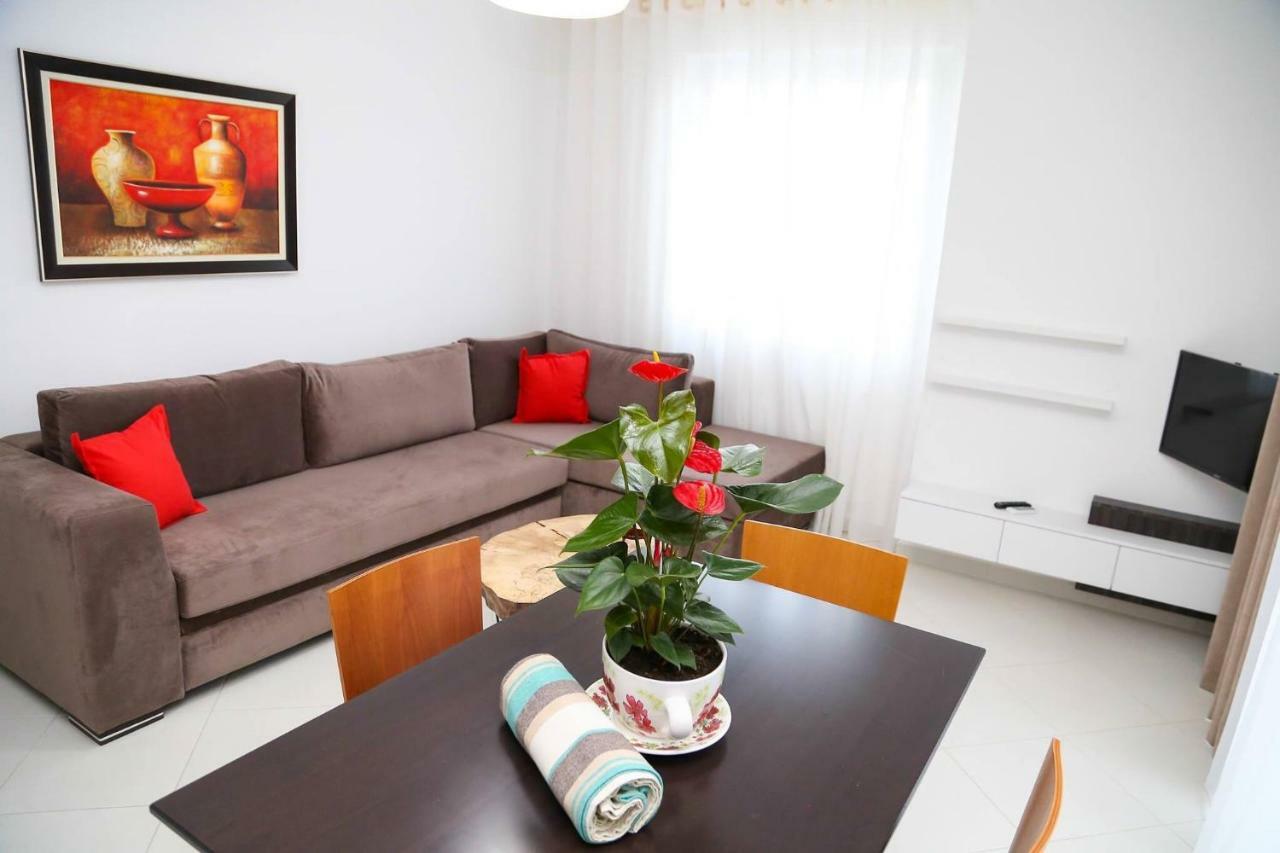 Carpe Diem Apartments-Hotel Shëngjin Eksteriør billede